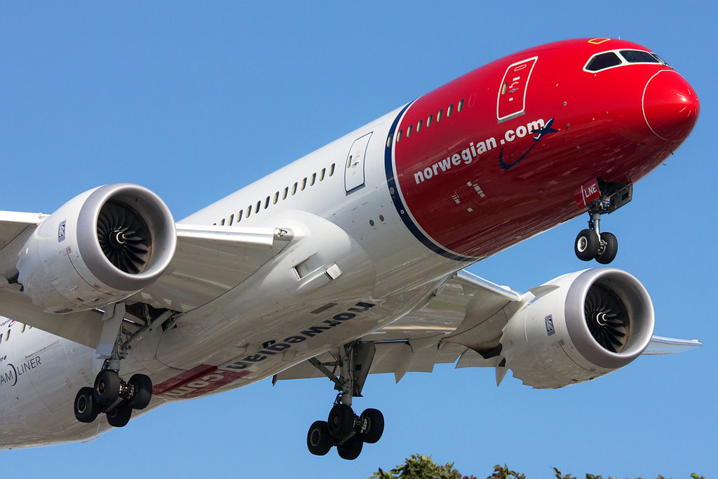 Aerolínea Norwegian sin apoyo y en serios problemas