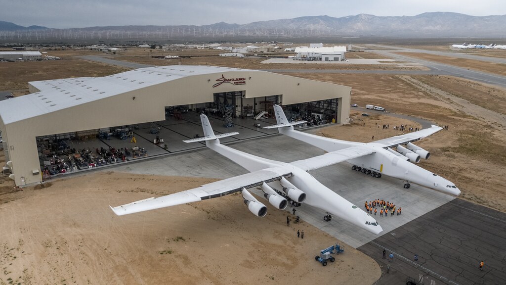 El “Roc” de Stratolaunch es el avión con la envergadura más grande